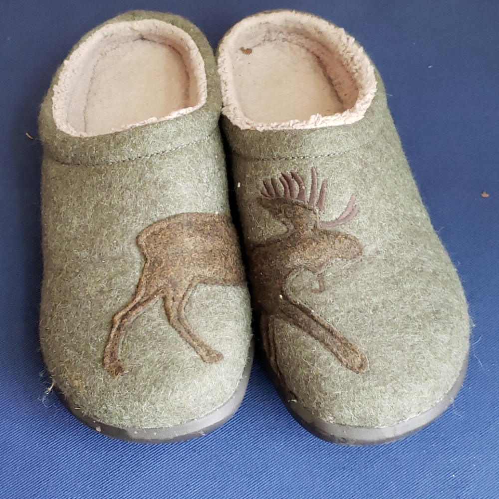 LL Bean moose slipper